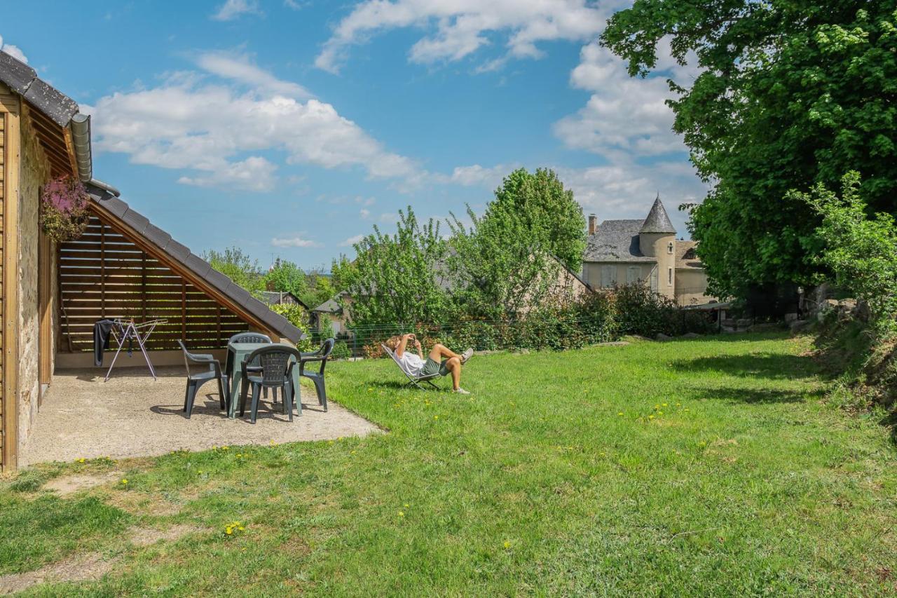 Village De Gites Les Chalets De L'Aubrac Aumont-Aubrac Esterno foto